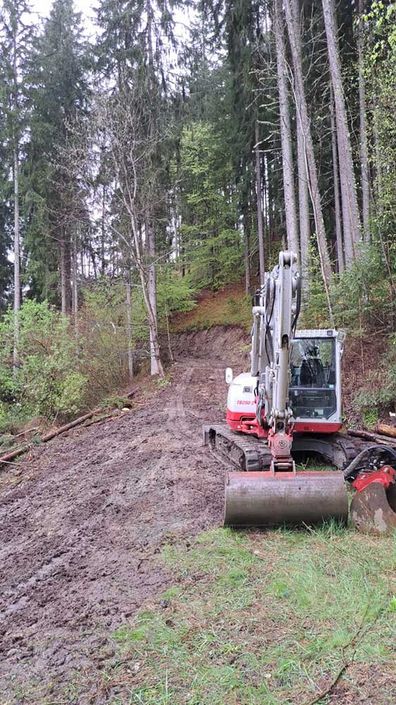 Erdbewegung Vallant - Erd- und Forstarbeiten, Winterdienst und Transporte 